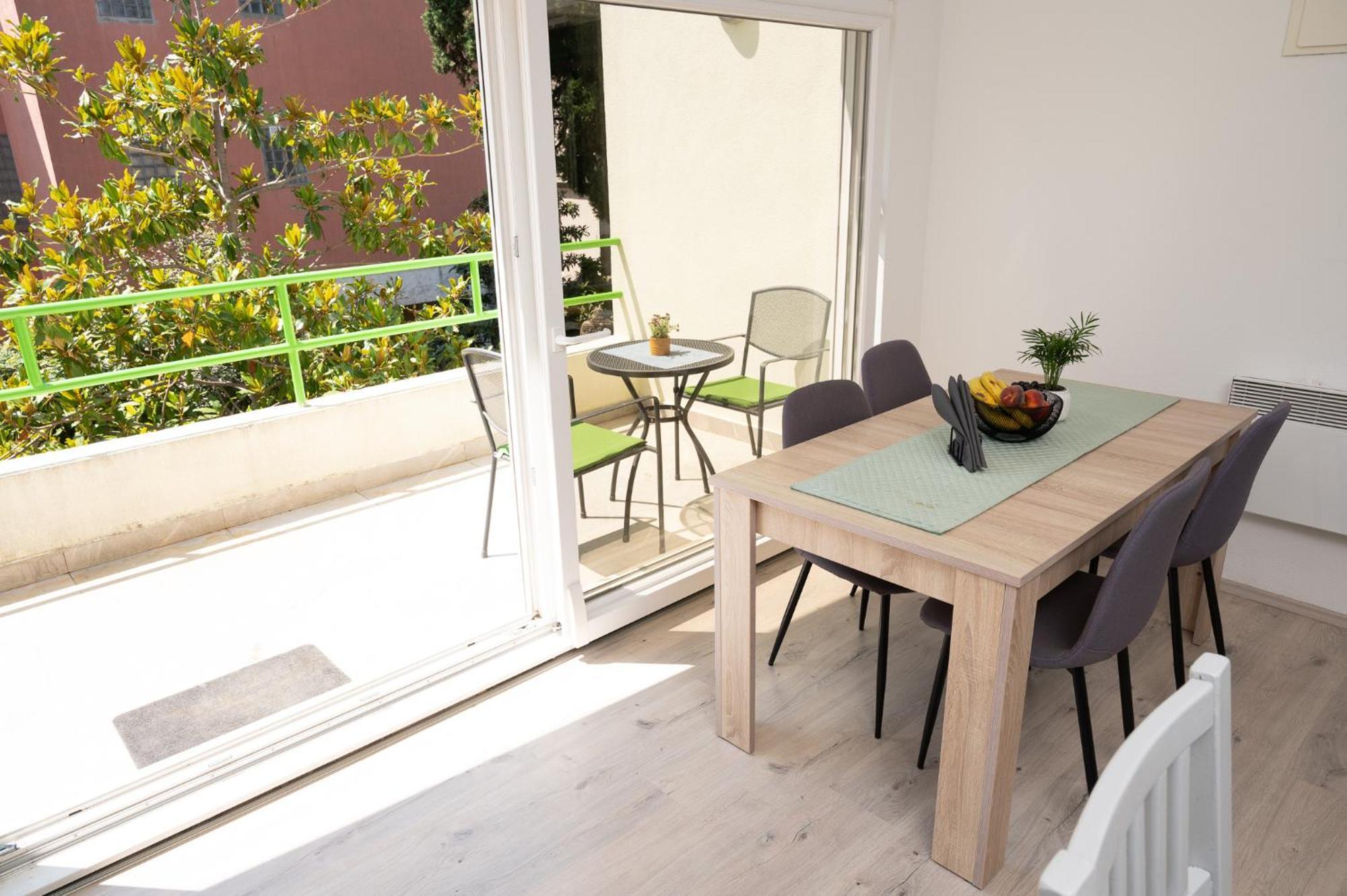 Ap Apartment Мостар Екстериор снимка